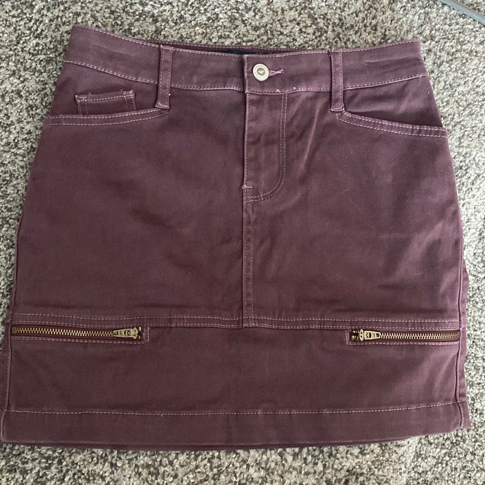 Hollister mini skirt